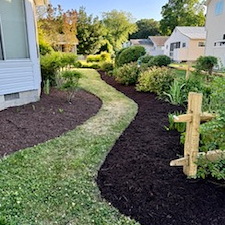 Mulching-in-Bethany-Beach-DE-Landscape-Bed-Refresh 0